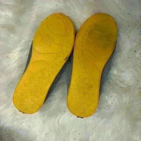 Mahabis Breathe Yellow Lightweight Comfortable Slip-On Slipper/Shoe 7.5 - Picture 6 of 9